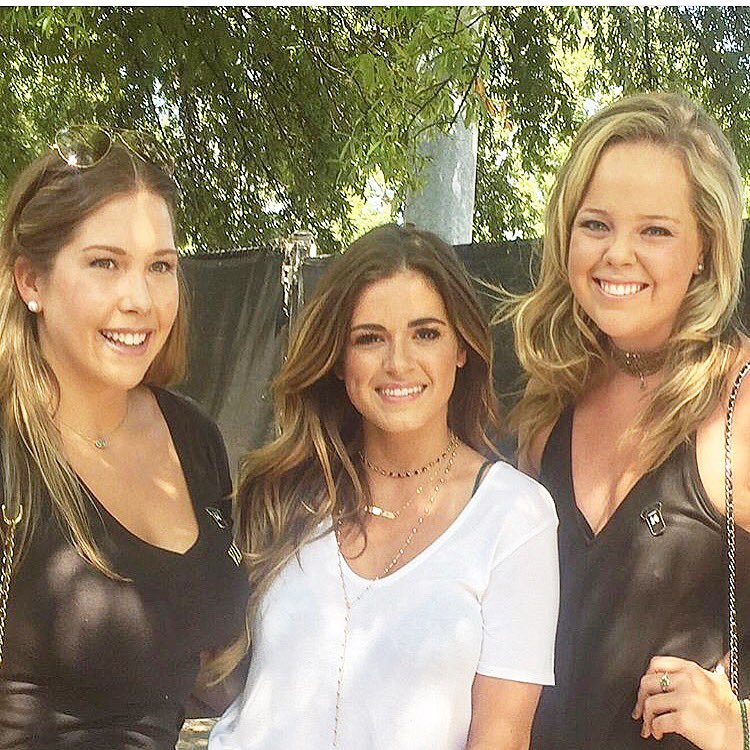 joellefletcher - JoJo Fletcher - Jordan Rodgers - FAN Forum - Discussion - #8 - Page 32 CsBCUhcXgAAXNF6