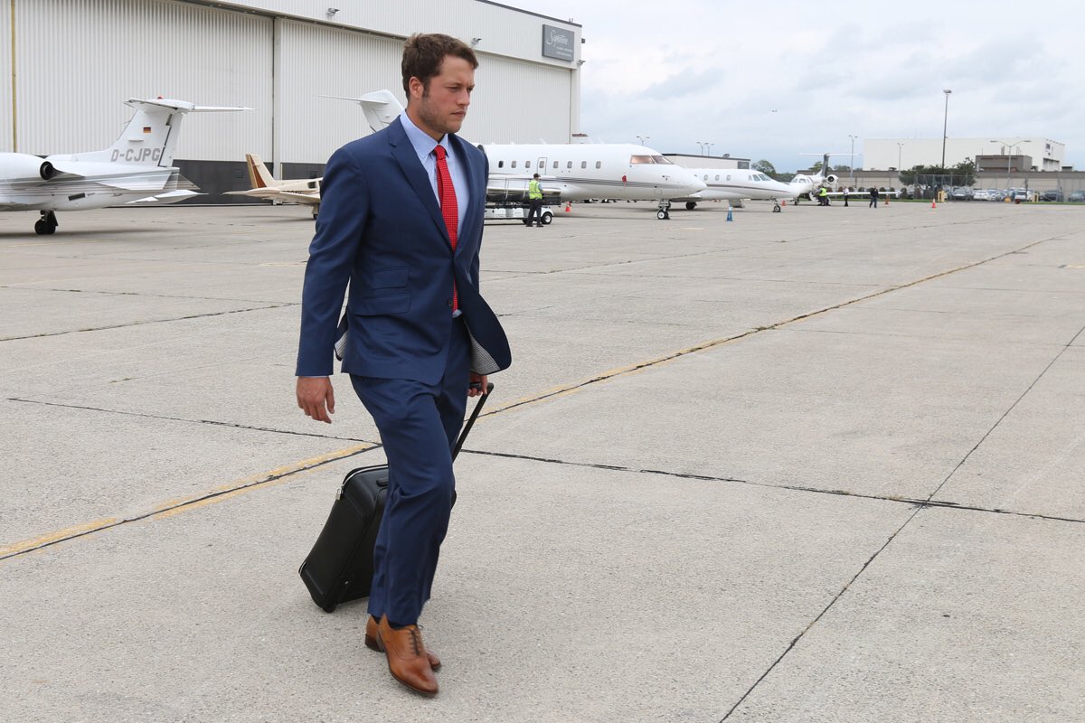 QB 1️⃣ on a #BusinessTrip to Indy  

More 📷s from the <a href="/United/">United Airlines</a> ✈️: bit.ly/2csXeCO