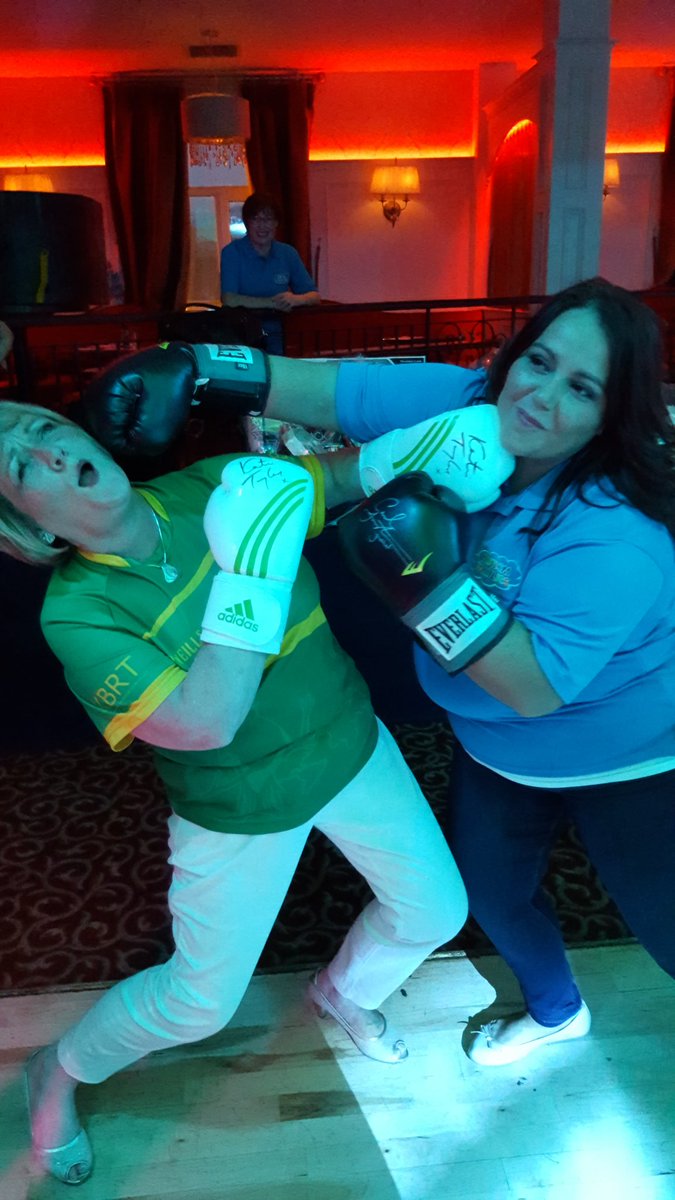 AutismFamiliesC's tweet photo. Craics only starting - where are the bouncers when u need them!!!! ππππ
#RiffRaff #6InOneNight @KBRT2013 https://t.co/Mj0s9FbipS