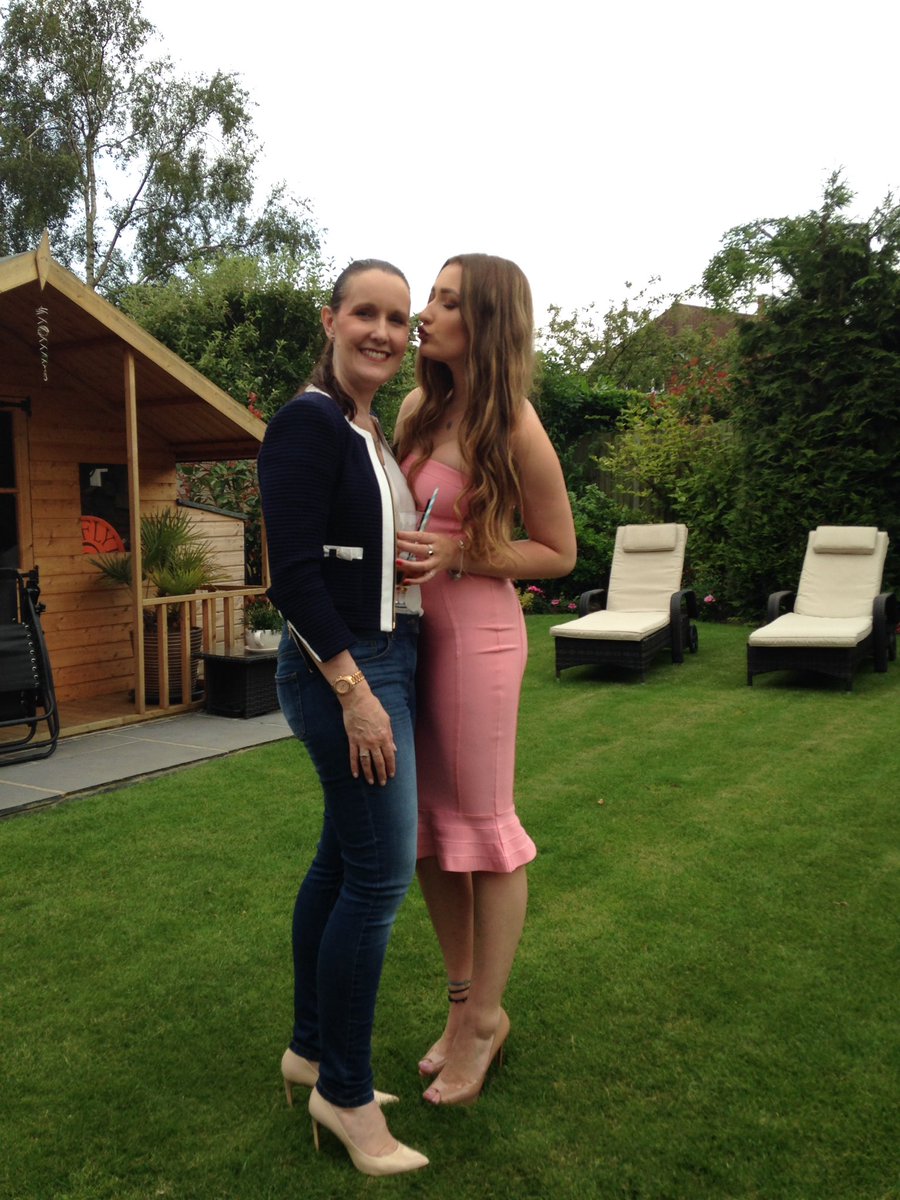 1 week to go .. Uni here she comes