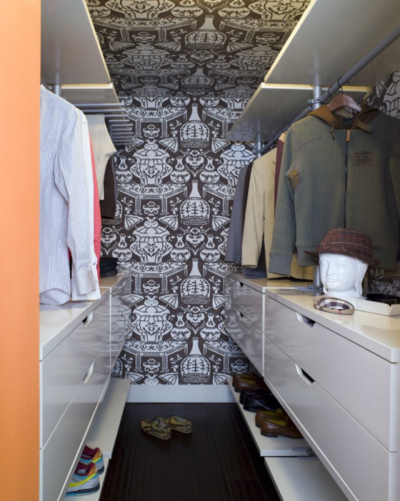 ديكور اليوم ! on Twitter "فكرة تصميم خزانه ملابس مع مكتبة