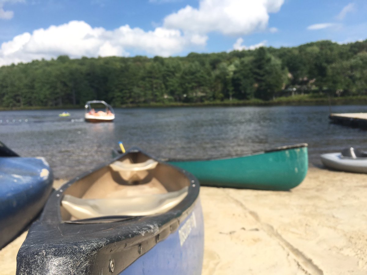 linderlady's tweet photo. Enjoying this beautiful weekend serving with my @YoungLife girls at Lake Champion #LUJ24 https://t.co/WpoMwIe4Pb