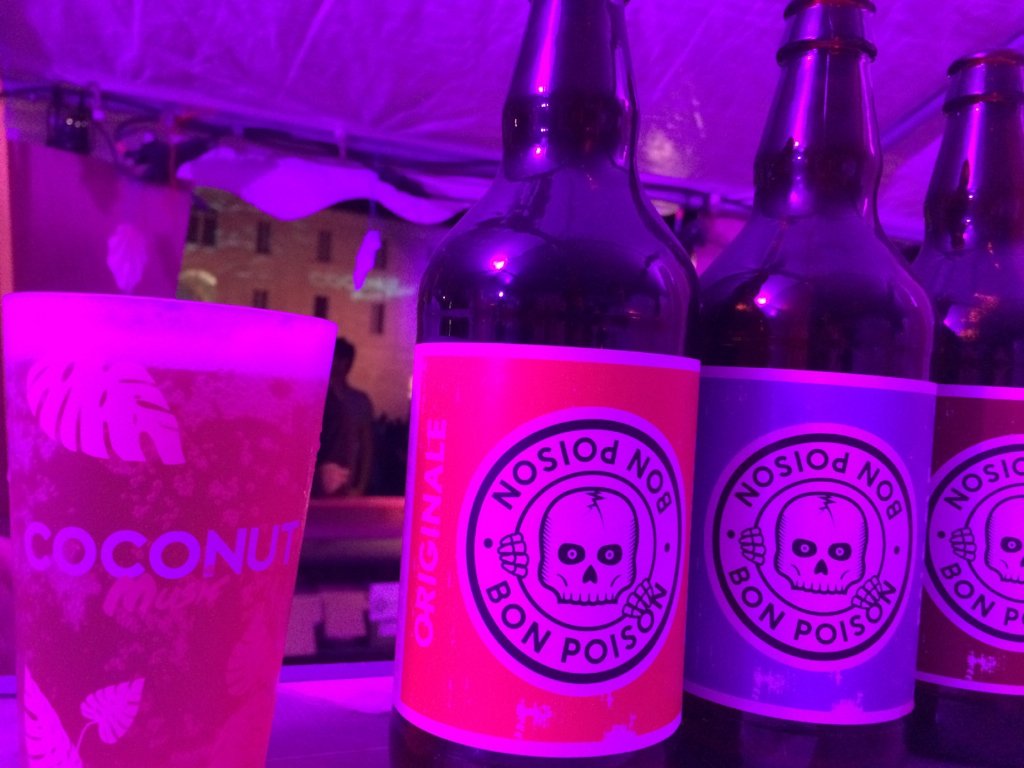 BonPoison's tweet photo. BP fever au Coconut festival a #Saintes #craftbeer #bonpoison #biereartisanale https://t.co/qQnDbT82js