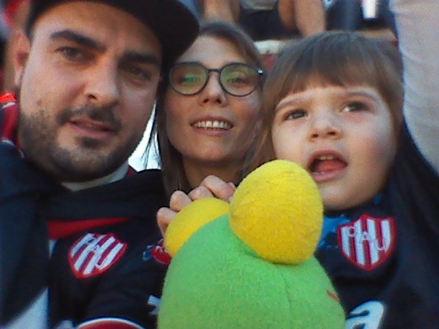 GMALFARO's tweet photo. Toda la familia a ver el #Union. #UnionesSantaFe #ElDueñodelaCiudad #VamosTate https://t.co/IIlQTl4ipD