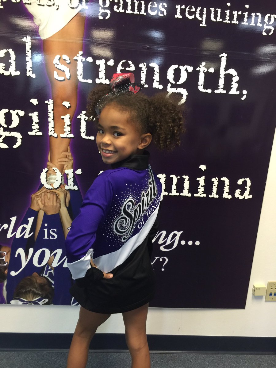 hokietracy's tweet photo. ALL smiles your warmup jackets came in! @Spirit_ofTexas #firstyearcheerleaders #tinytiaras #purplehearts https://t.co/SWzUHd0WE6