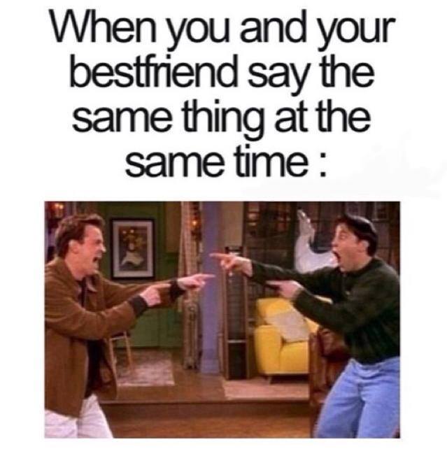 FFunny_Moments's tweet photo. #same_time https://t.co/AGICT5mRqi