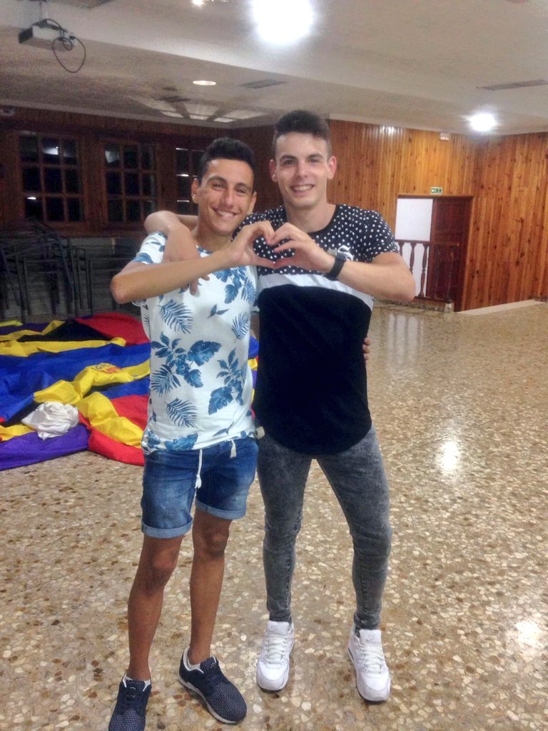 CDEnguerajuv's tweet photo. Esto no es un equipo, es una familia. #CDEngueraJuvenil #Familia #Sempituvi  @jorge_cui_98 https://t.co/maZbSaPQkl