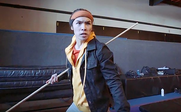 EW's tweet photo. A #BigHero6 actor made a Robin concept video for #Batman director Ben Affleck: https://t.co/WSwdWB0lI5 https://t.co/lUnaHd1zFP