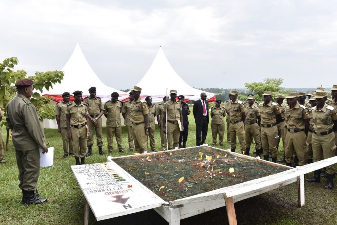 PoliceUg's tweet photo. President @KagutaMuseveni at the pass out for Cadets and PPCs in PTS Kabalye, after 15 months of training. https://t.co/03fX72kTRM