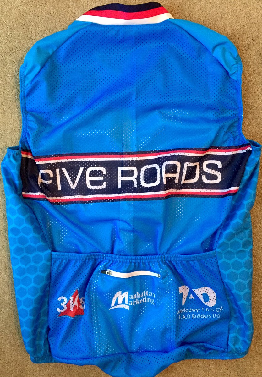 PumHeolPeddlers's tweet photo. Do you live in #FiveRoads or just want you're own #PumHeolPeddlers kit? ....join the #PHPclub https://t.co/Gr6BdAQ6sl