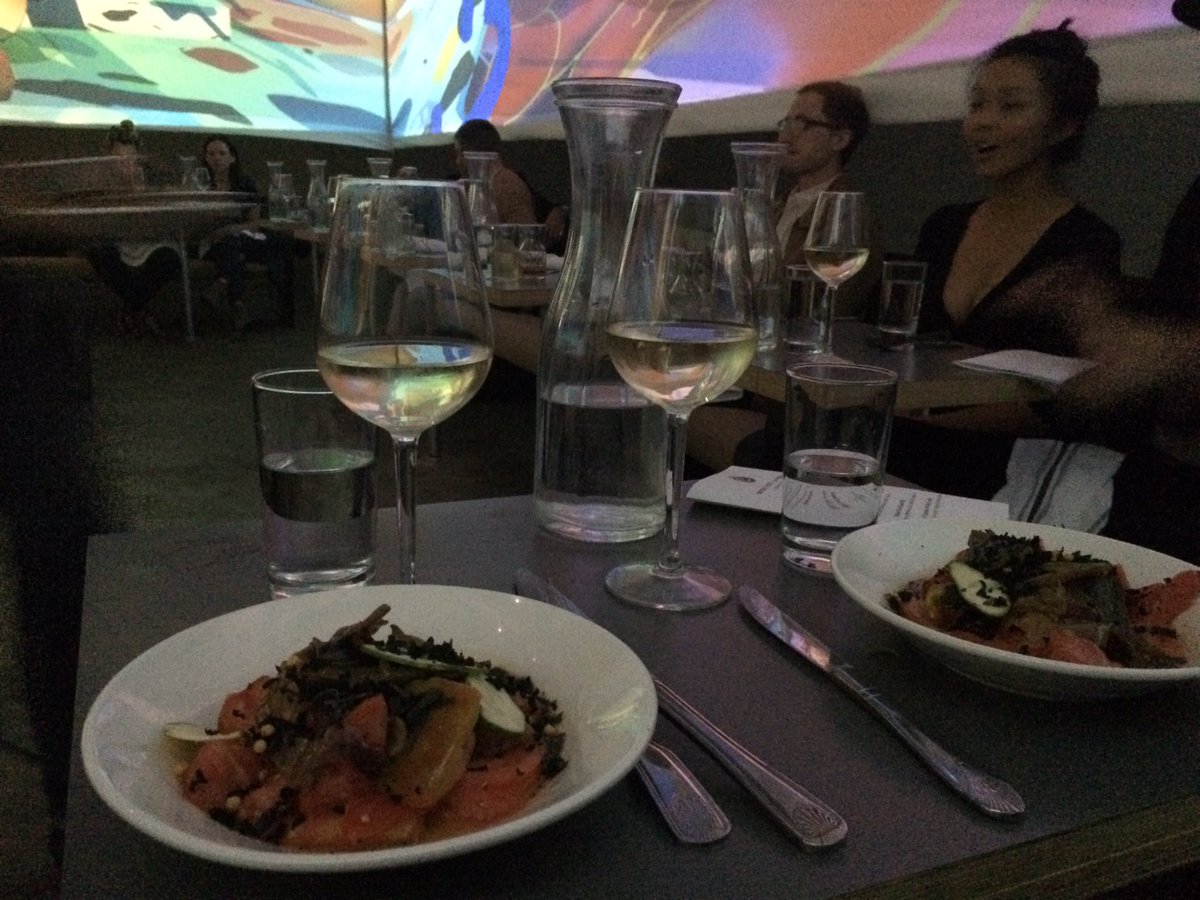 djcassandra_'s tweet photo. You stole our hearts @WeyesBlood @monkeytownhq ❤️ #dinnerandamovie #monkeytownLA https://t.co/S6An3yh4Wf