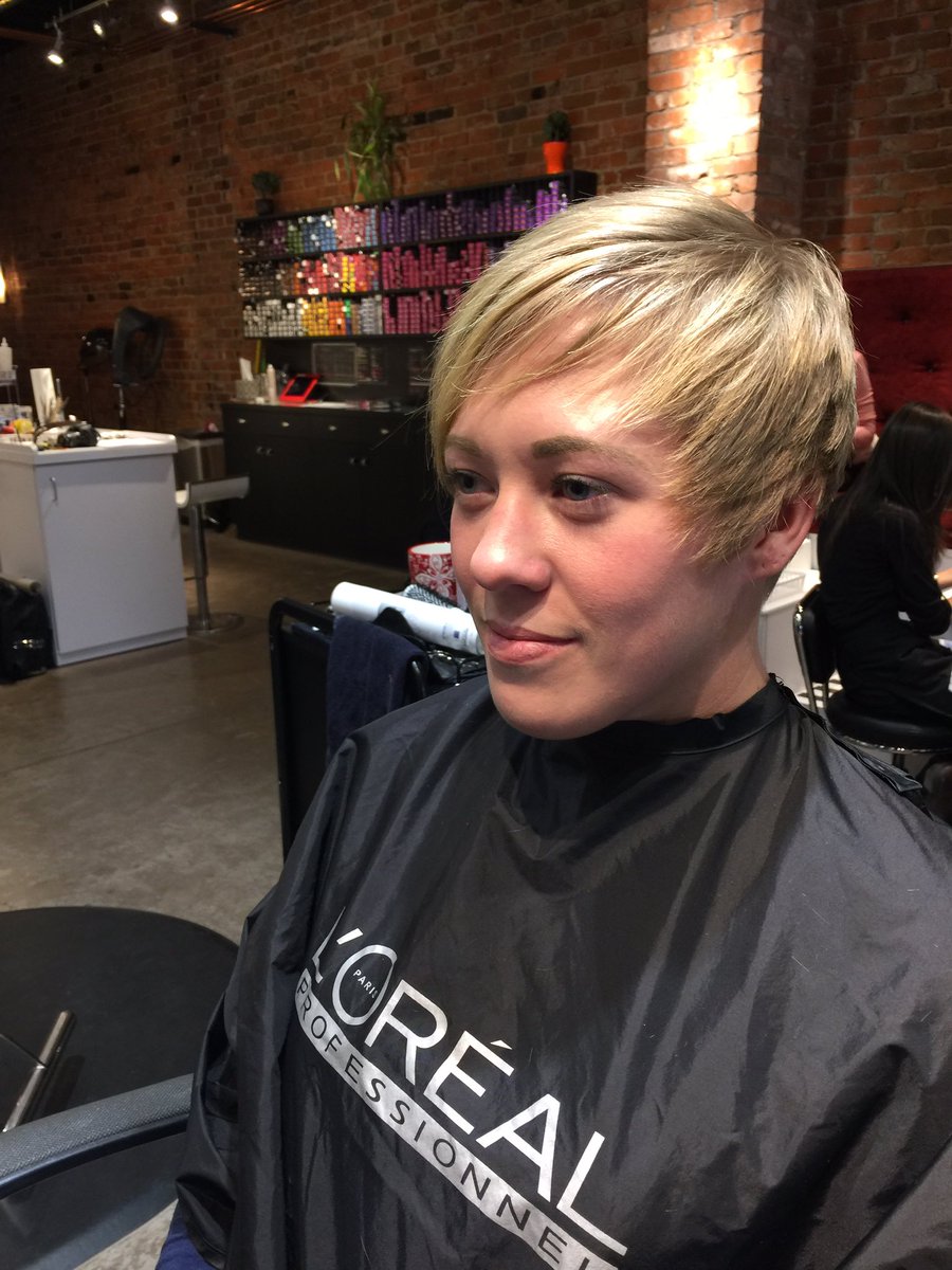Growing out some pixie hair! #beautybartejon, #lorealprous, #highaltitudehair