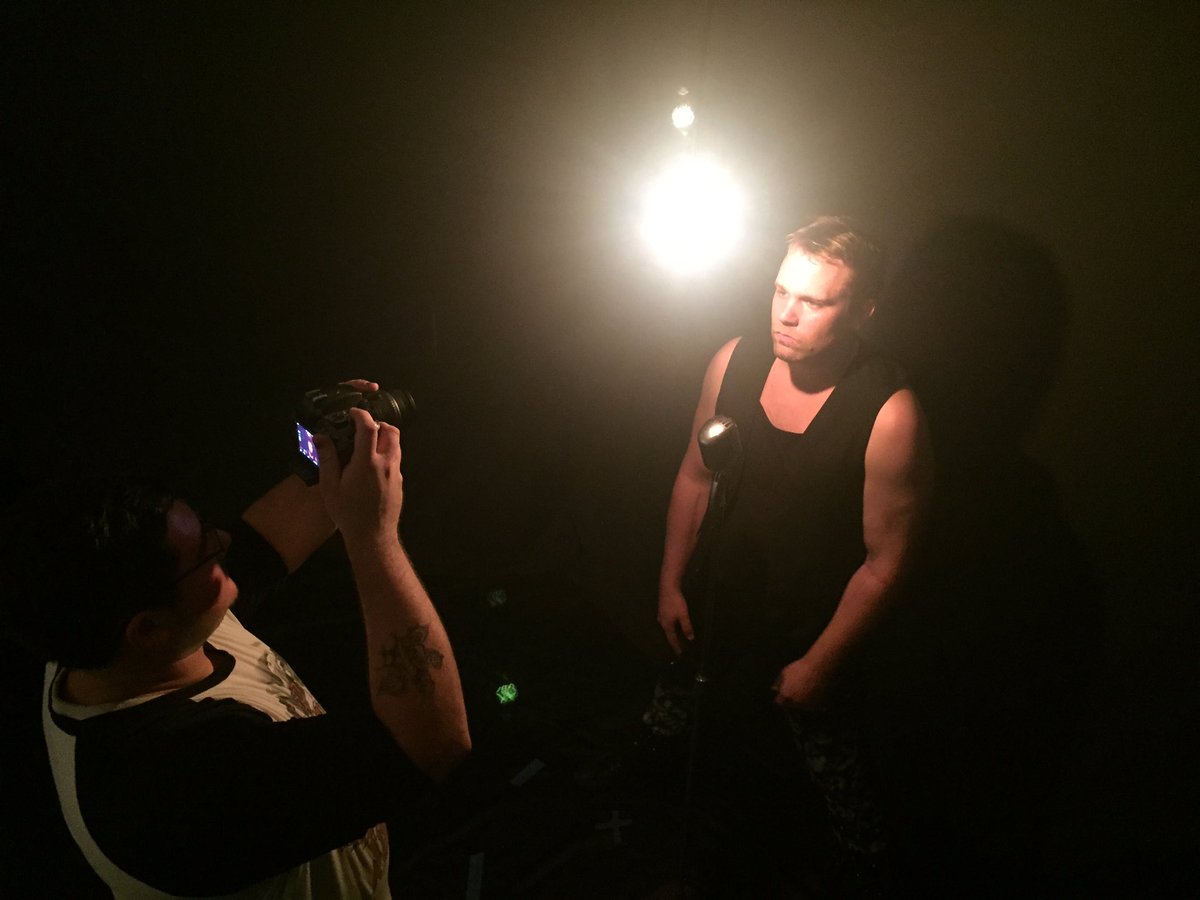 Todd_Zila's tweet photo. Vid shoot #loveinvein https://t.co/lnYEyU45U7