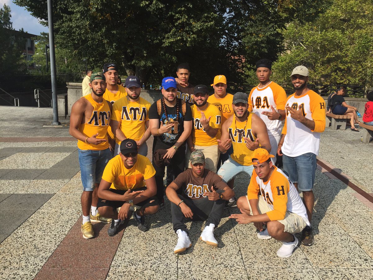 DJRBI_'s tweet image. Shoutouts To My Brothers From Albany! #EtaPi

🏌🏌🏌🏌