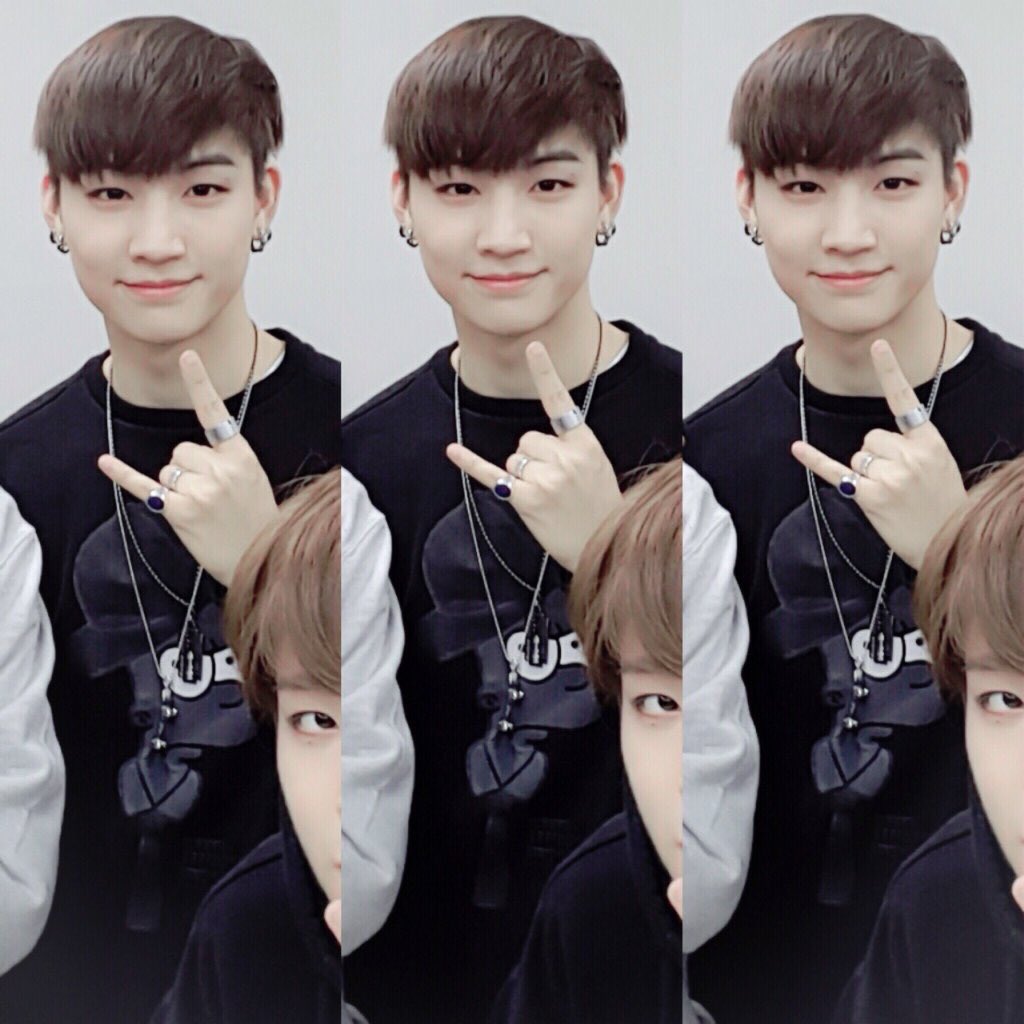 bestofjaebum's tweet photo. https://t.co/SHRGZVjA2u