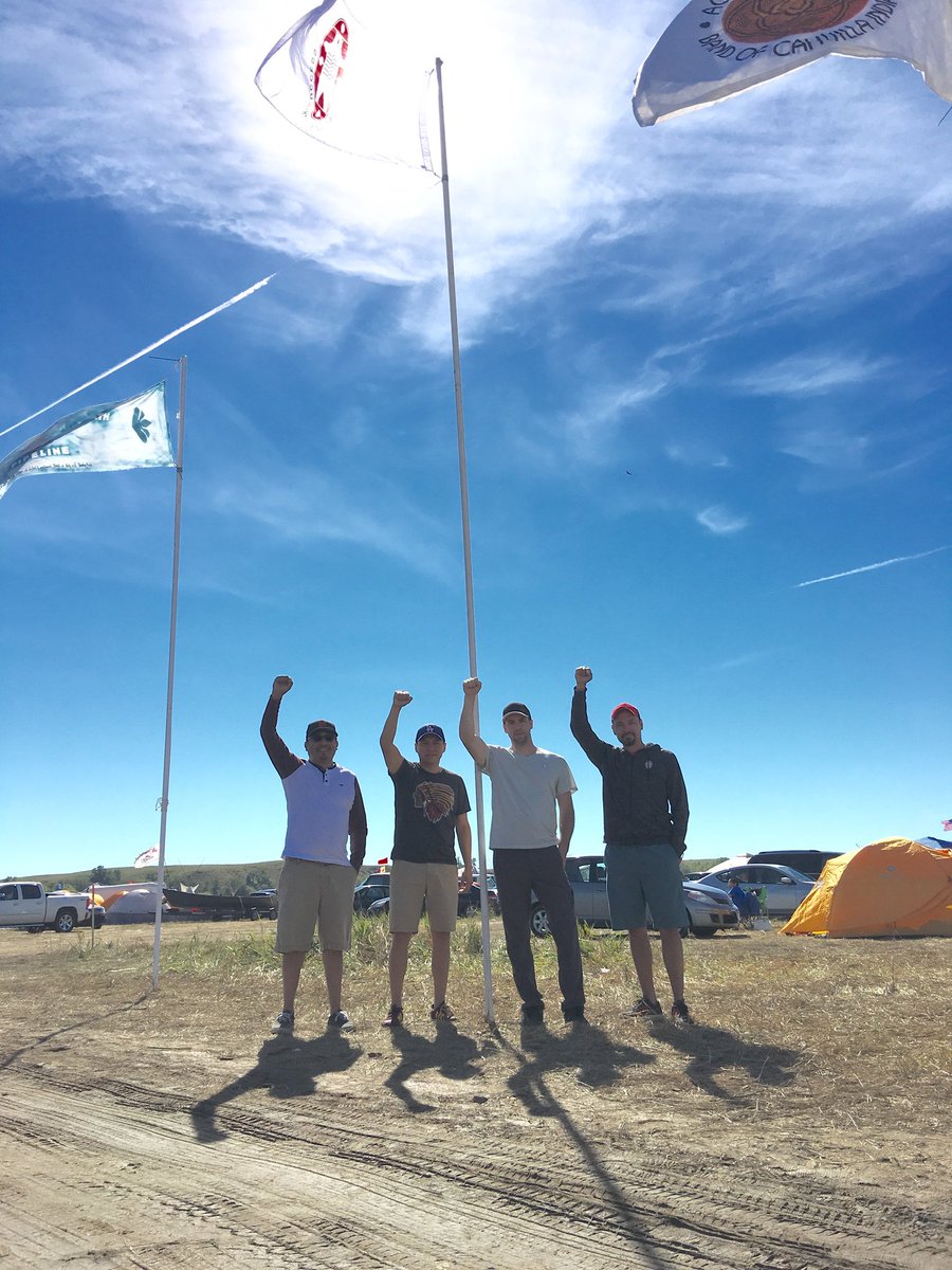 NAN #StandingRockSiouxTribe this weekend
<a href="/gcfiddler/">Alvin Fiddler</a> <a href="/DGCAnnaBetty/">Anna Achneepineskum</a> @dgcfox <a href="/DGCSmallboy/">DGC Jason Smallboy</a> <a href="/MiskoAnemki/">Travis Boissoneau</a>