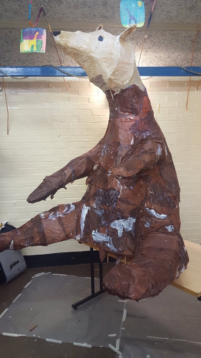 Now this is what you call building a bear! #thelostzoo Pasley Park Festival #familydayout