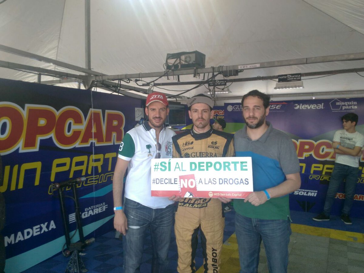 #TCenSanLuis Gracias! <a href="/funesjuanpi/">Juanpi Funes</a> y a los pilotos por acompañar la campaña #SialDeporte #DecileNoalasDrogas