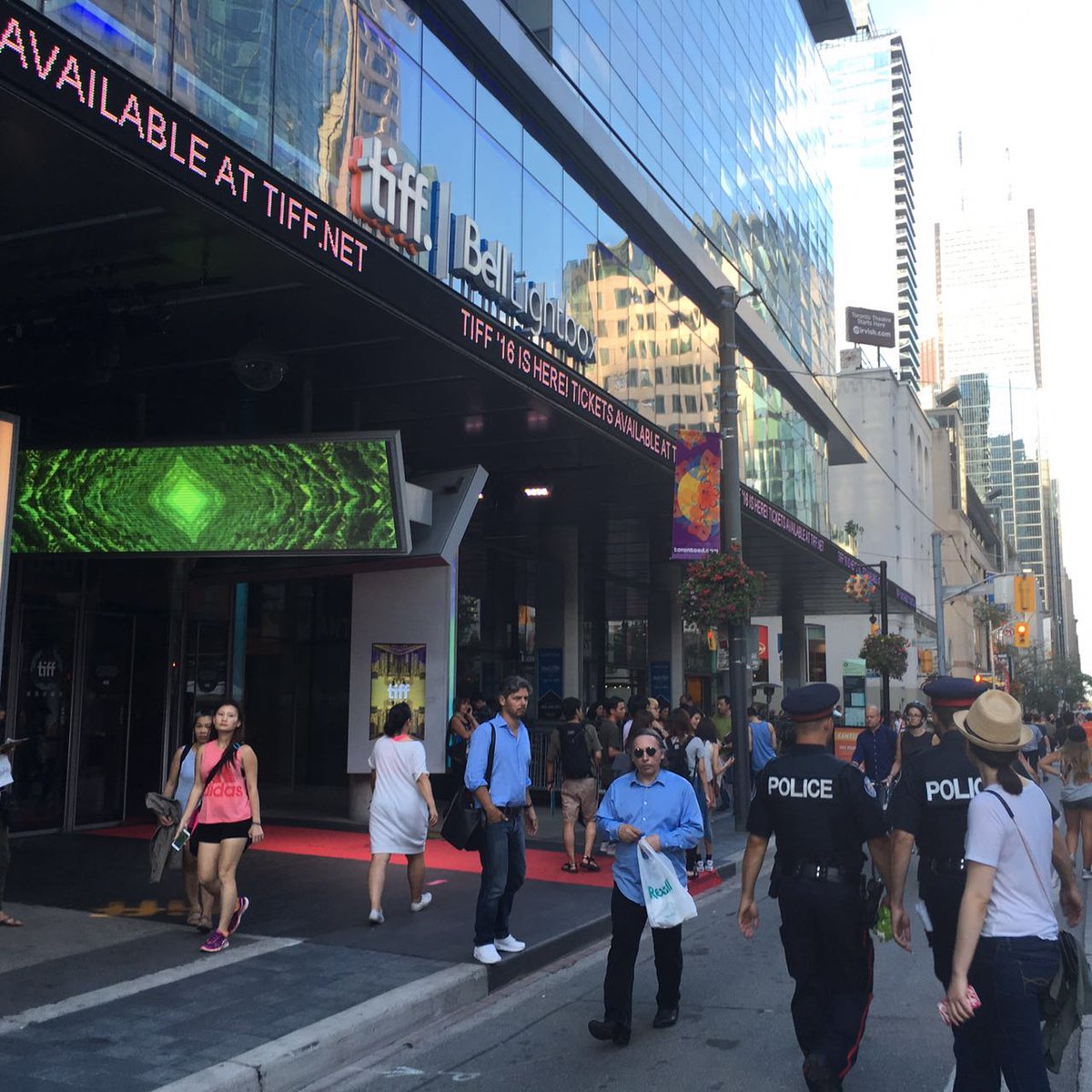 XQuinientos's tweet photo. Tonight our premiere is in Toronto. 3 unique stories, 3 characters and one festival. We are here at @TIFF_NET https://t.co/lt2VSWbujf