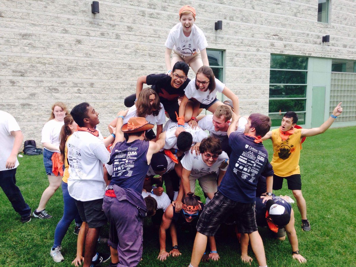 wildwestera2016's tweet photo. 15 person pyramid!! #westisbest #Harambe https://t.co/qH4rd6UHha