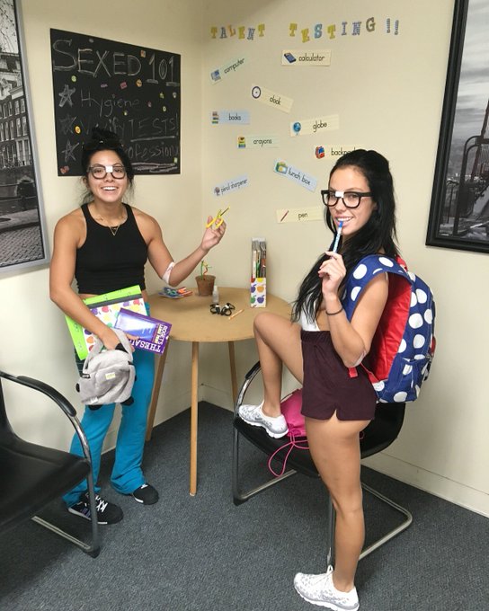 We stay tested @littlesexbuddha @TalentTesting 🤓 https://t.co/0hxw4V58V5<a class="tags" target="_blank" title="On Twitter" href="/?out=eyJ0eXAiOiJKV1QiLCJhbGciOiJIUzUxMiJ9.eyJpYXQiOjE3MjA5NzAyMzEsImlzcyI6InR3cG9ybnN0YXJzLmNvbSIsIm5iZiI6MTcyMDk3MDIzMSwiZXhwIjoxNzUyNTA2MjMxLCJyZWRpcmVjdF91cmwiOiJodHRwczovL3R3aXR0ZXIuY29tL2xpdHRsZXNleGJ1ZGRoYSJ9.Xwew63mflm0a8kXP11tCwvA61YZhjzNWMQO8JwRqyFfaKhQdqntldsQOeY3IsoW67QB1u1xJGDMIDmkuvFFu4g">@littlesexbuddha</a><a class="tags" target="_blank" title="On Twitter" href="/?out=eyJ0eXAiOiJKV1QiLCJhbGciOiJIUzUxMiJ9.eyJpYXQiOjE3MjA5NzAyMzEsImlzcyI6InR3cG9ybnN0YXJzLmNvbSIsIm5iZiI6MTcyMDk3MDIzMSwiZXhwIjoxNzUyNTA2MjMxLCJyZWRpcmVjdF91cmwiOiJodHRwczovL3R3aXR0ZXIuY29tL1RhbGVudFRlc3RpbmcifQ.aKXQuE0bUTFMqQVvYSTGRSvTKcxYBtb4tvpyKN8zEAsSg4xZN3BlcxeVSUv_ytGBNlXsndK-ZG8bUO_boDtmwg">@TalentTesting</a><a href="/tag/realityjunkies"class="tags"><span>#realityjunkies</span></a>