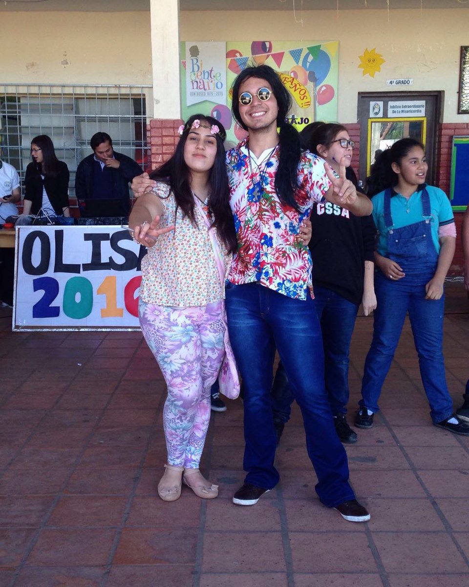 OLISA2016's tweet photo. Ellos son los coordis del team hippies!! Color verde!!!✌💚🎉 AYÚDALOS A CONSEGUIR LA MAYOR CANTIDAD DE RT!! #olisa2016 https://t.co/9iiQ0Rg274