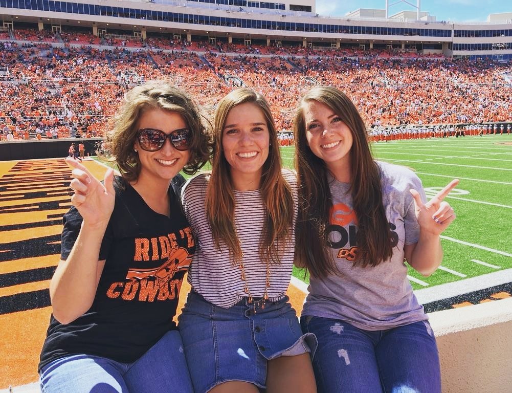 Bethany_Emmert's tweet photo. Y'all are great, God is good, &amp; Go Pokes 🍊🔫 https://t.co/SuP1m6s24E