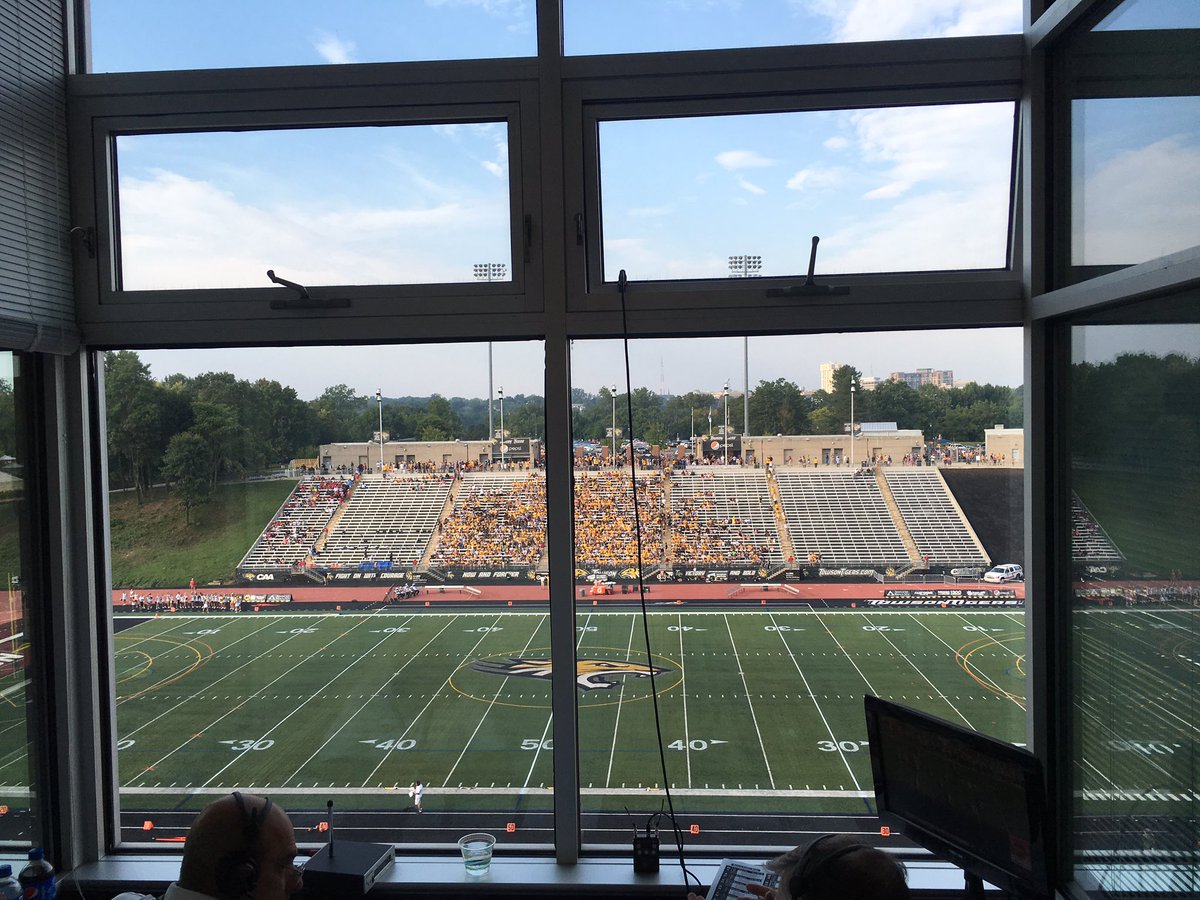 Ian_Jett's tweet photo. The crowd is ready! #NotSoFlash @Towson_FB https://t.co/7L9uLApdOy