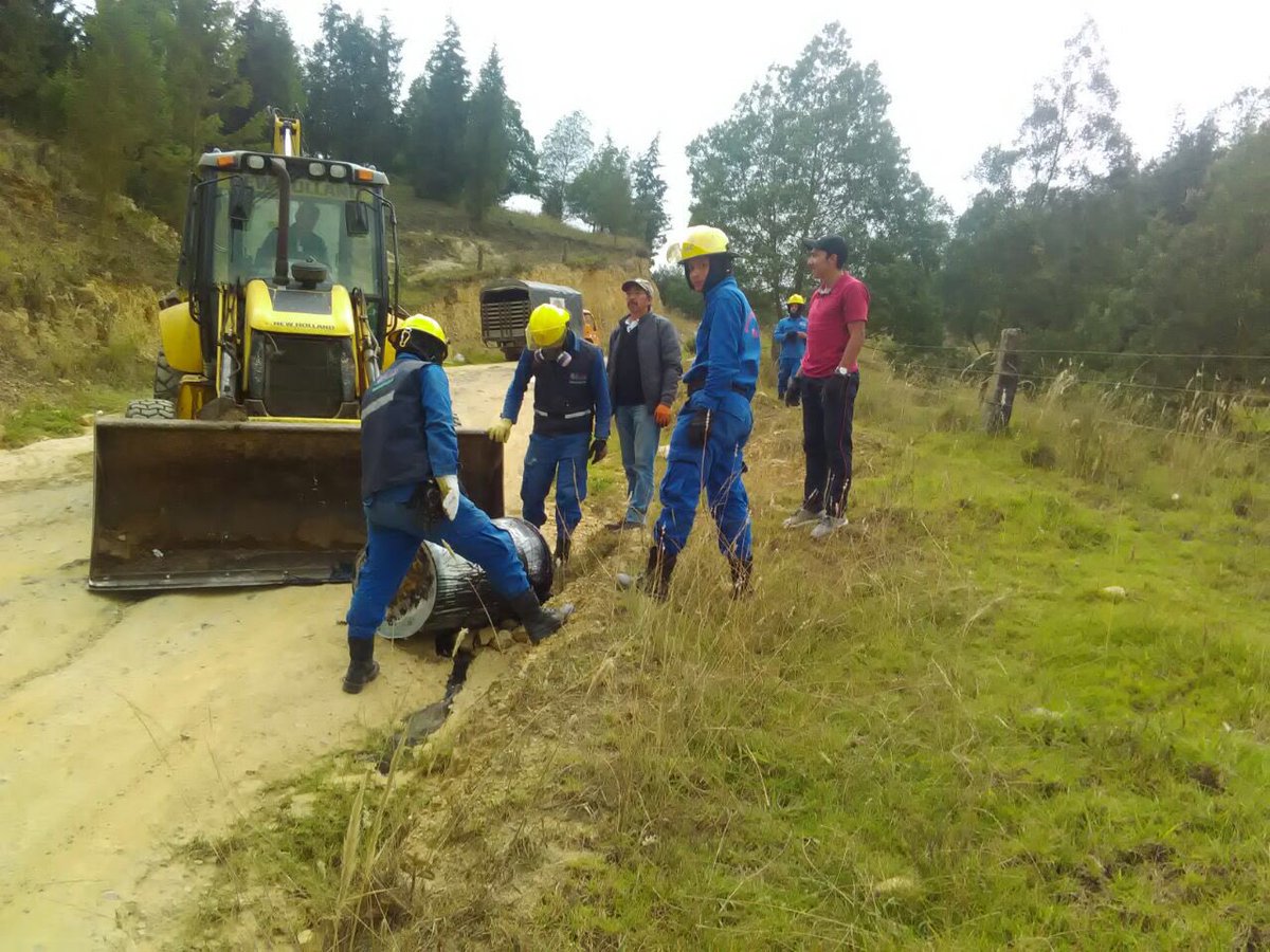 DLIA_CAR's tweet photo. El Centro de Investigación de la CAR analizará las muestras para determinar su grado de peligrosidad https://t.co/5OFooJvHRf