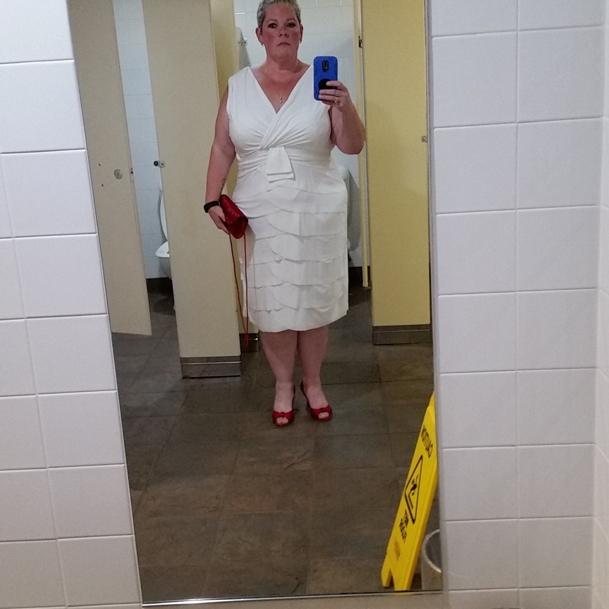 WendyRScott's tweet image. Reading for the banquet #FireCon2016