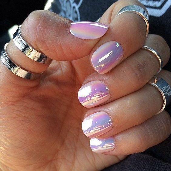 BoxedBeauty's tweet photo. #ManiPerfection - Who would like to see chrome nails available on our website? https://t.co/cCKb1dVH8P