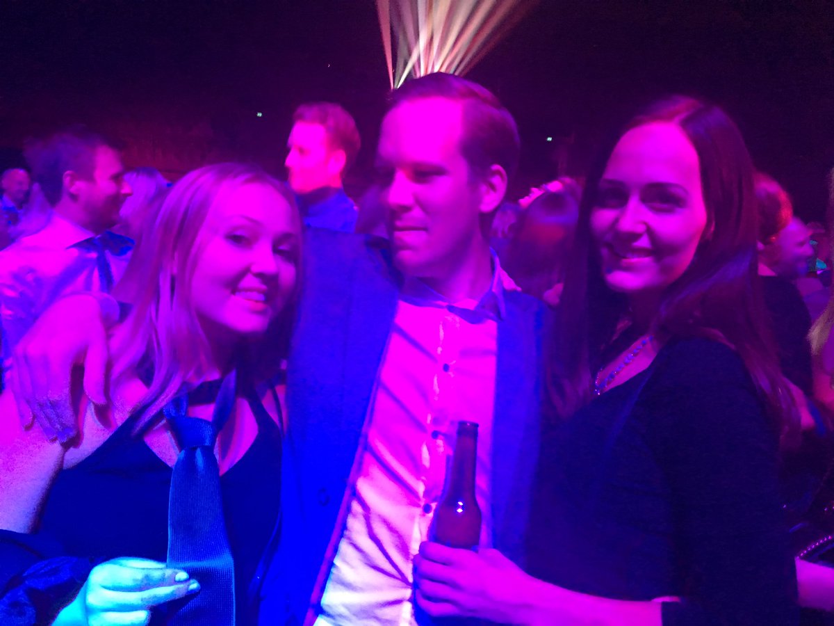 GTahlen's tweet photo. Karlstad äger dansgolvet #GTget2016 https://t.co/f7Lkq2YyaI