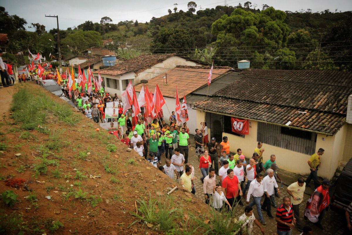lulacabralpe's tweet photo. Grande Visitão40 em Jussaral. O povo do Cabo já sabe que a cidade vai voltar a ter prefeito.
#EquipeLC #LulaCabral40 https://t.co/vqF50FxPHH