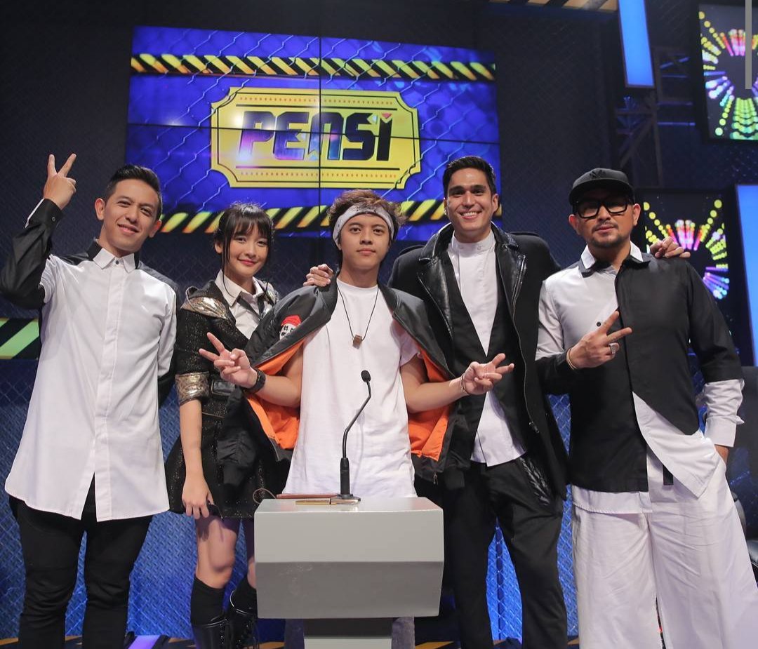 #BISMAinfo ---» "<a href="/TRANSTV_CORP/">TRANS TV</a>: Ajang kompetisi antar SMA akan tayang di <a href="/PensiTTV/">PENSI TRANS TV</a> Minggu jam 17.00 WIB bareng  "