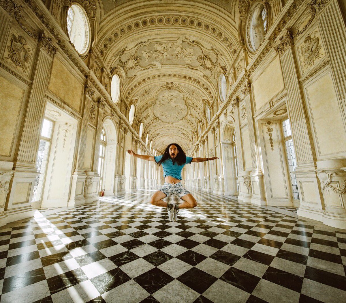#aokijump #724. The #reggiadivenariareale Jump. Torino Italia. Sept 9 2016. https://t.co/NAWuqCqN8G