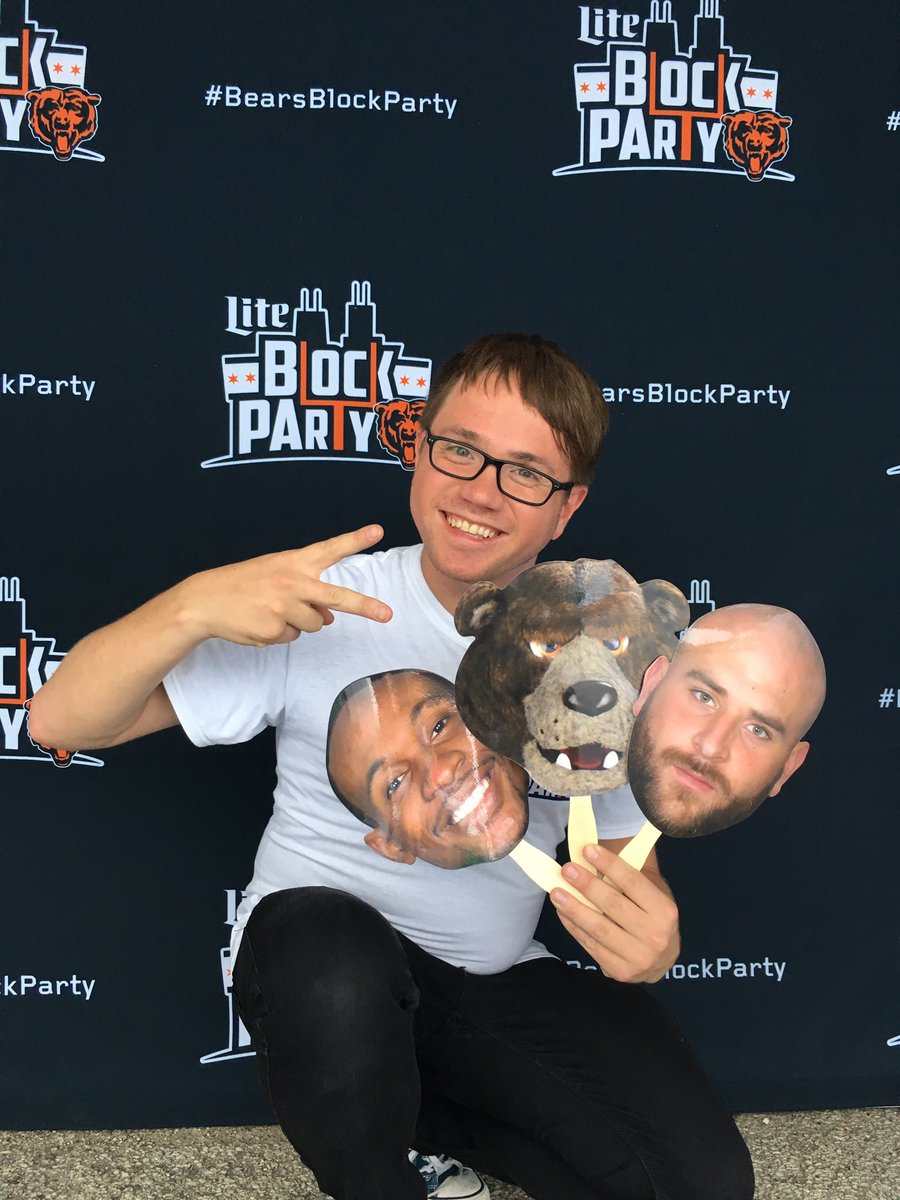 DerekAdamIsHere's tweet photo. Just hanging with my #ChicagoBearsBoys @ky1elong @TheWorldof_AJ and #StaleyDaBear at #BearsBlockParty #FeedDaBears https://t.co/wZGhmRt3nJ