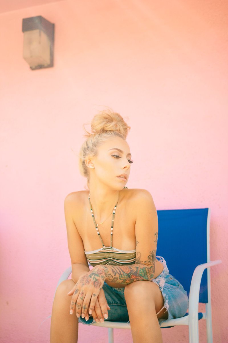 L1LDebbie's tweet photo. https://t.co/Q6l631A8sg