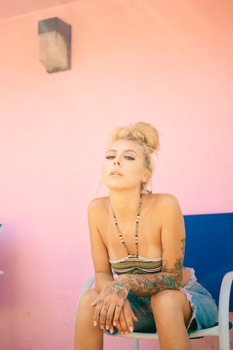 L1LDebbie's tweet photo. https://t.co/Q6l631A8sg