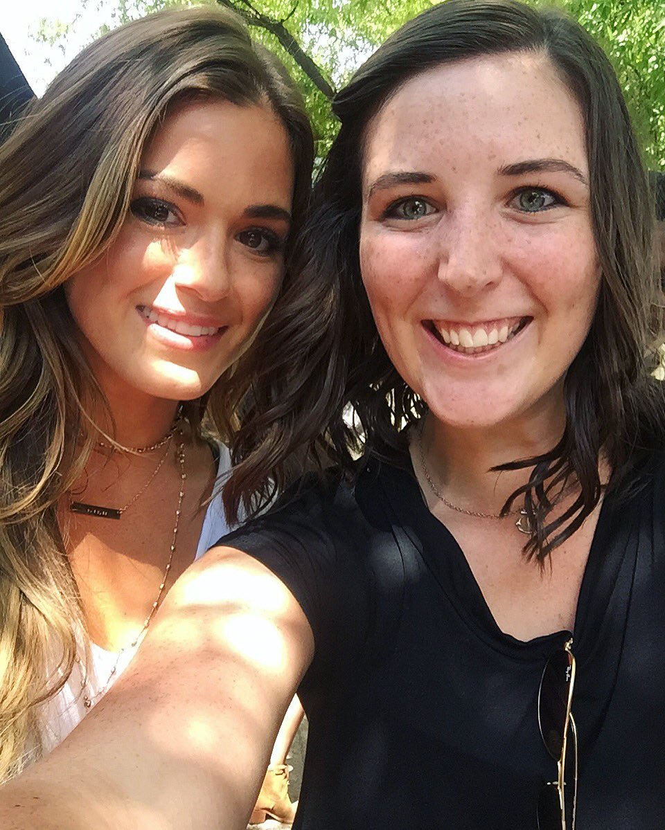 JoJo Fletcher - Jordan Rodgers - FAN Forum - Discussion - #8 - Page 33 CsBvm7NWAAAeHPJ