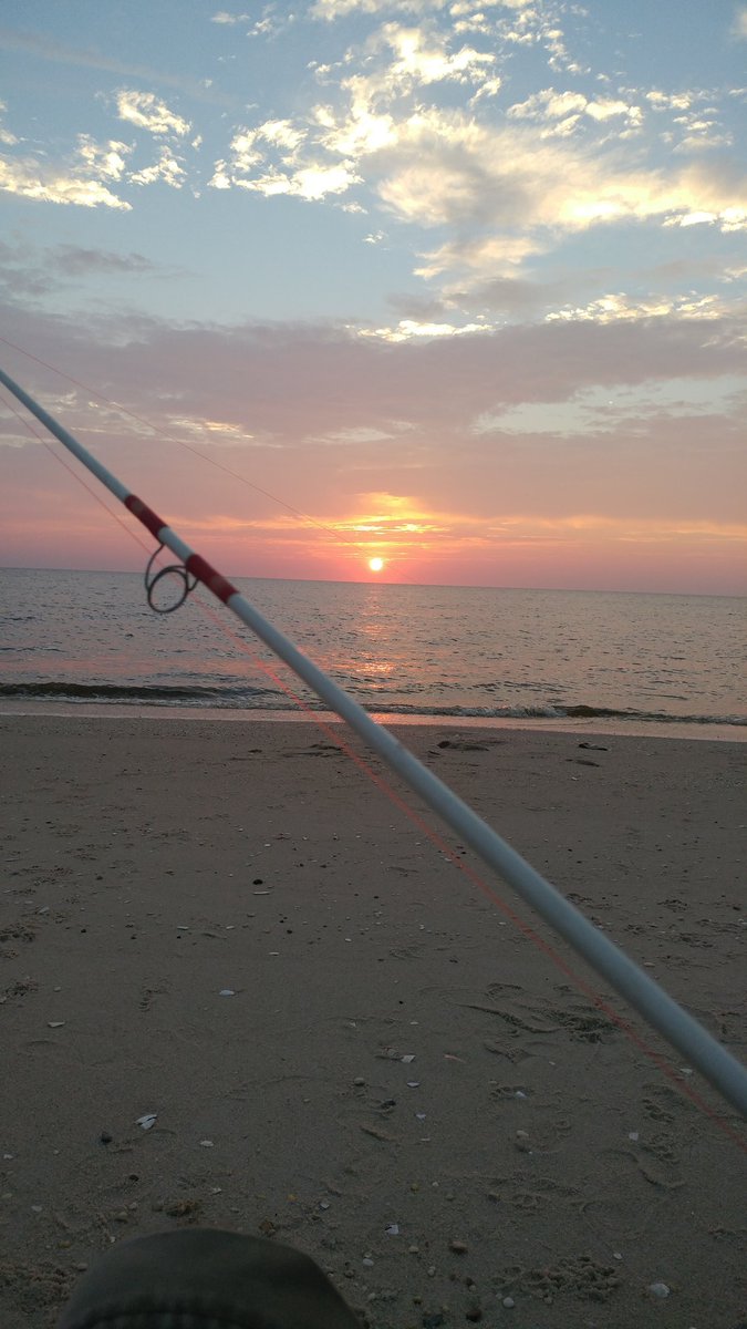 chrispettit56's tweet photo. #sunsets #reedsbeach #JerseyShore https://t.co/t8iwSJzFPJ