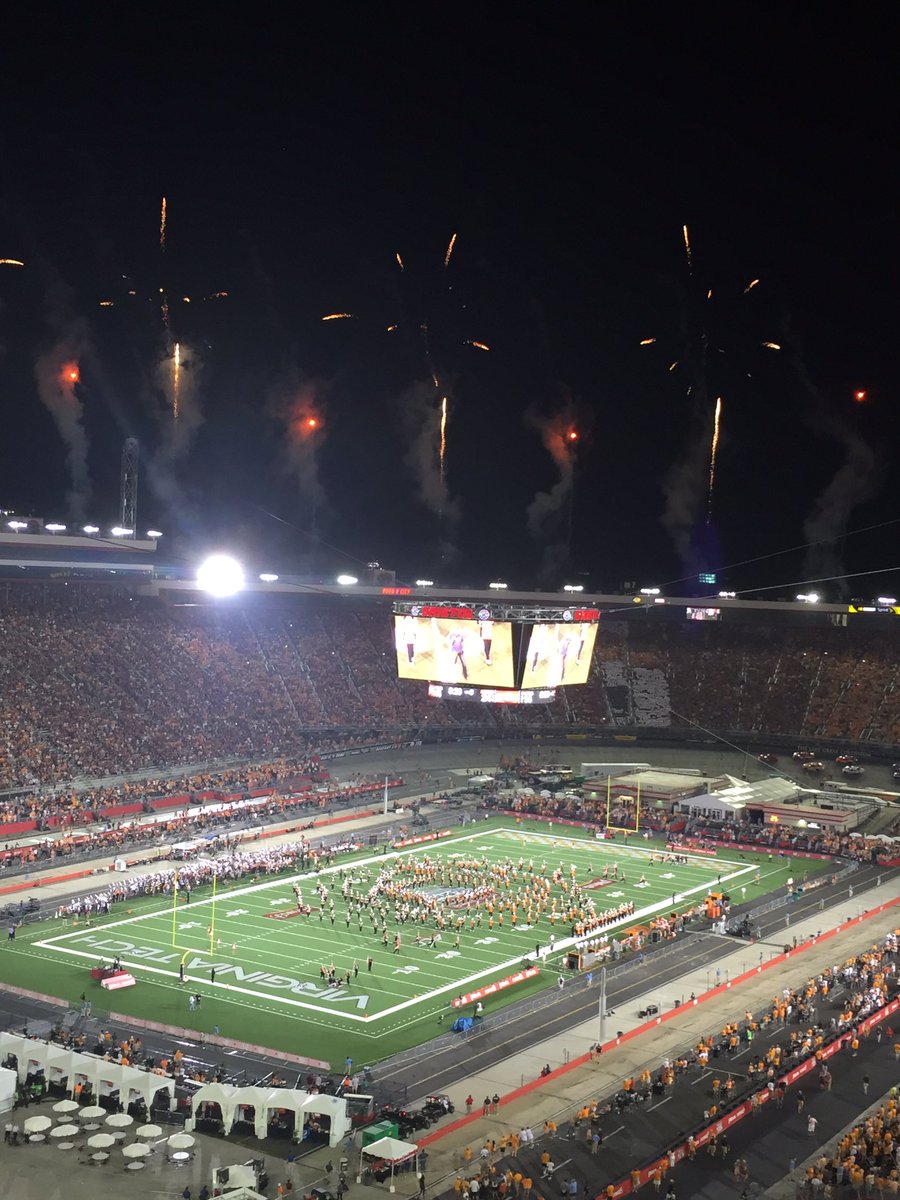 MladdTN's tweet photo. Battle at Bristol was awesome!! #UTvsVT #BattleAtBristol https://t.co/p1k8lQ7XDI