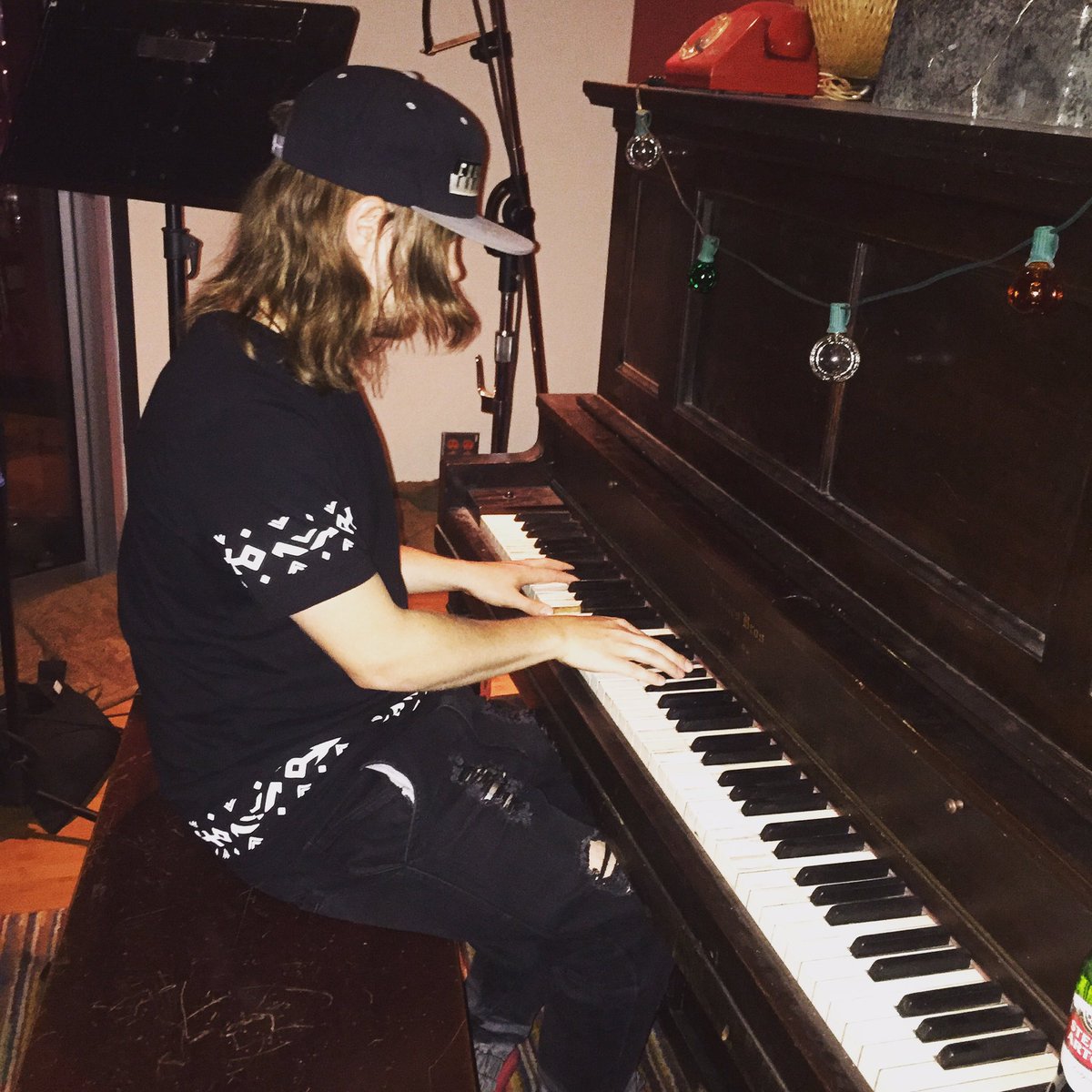 sidibe's tweet image. Channeling Wassoulou &amp;amp; gospel vibes ... #continuecreating #earthtones #heritage #spirit