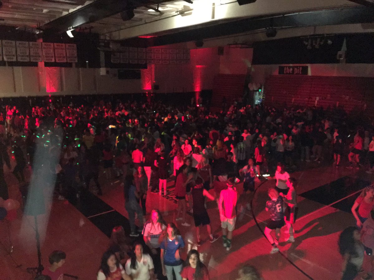MittySA's tweet photo. It's the Back to School dance.....need we say more? 800 deep and having a great time. #ItsAMittyThing https://t.co/qi0yBHo5qh