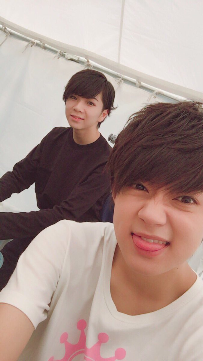 こんちわ！！ いまから青森イベントじゃぁあ！！ バースデーボーイ塩崎