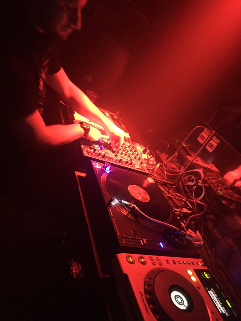 CasanovaIguazu's tweet photo. Ya arrancó en el #Club132 Thiago Martins. https://t.co/Ea3EJAnq4E