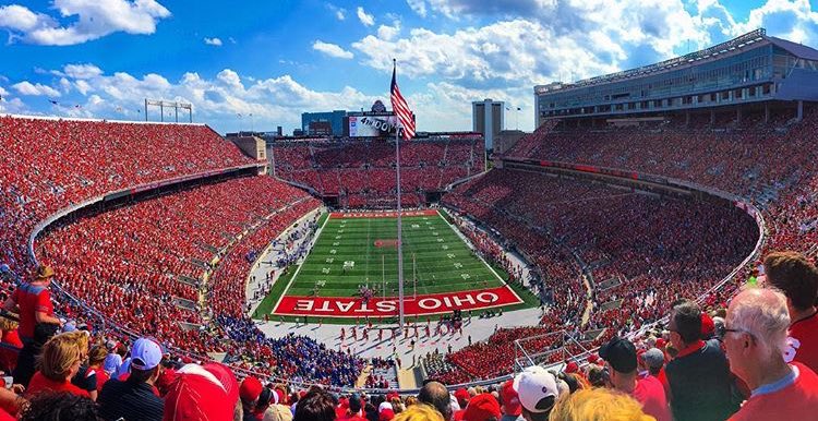 OhioStFootball's tweet photo. Final: 48-3 Buckeyes light up the night #GoBucks https://t.co/D7sabDw0VQ