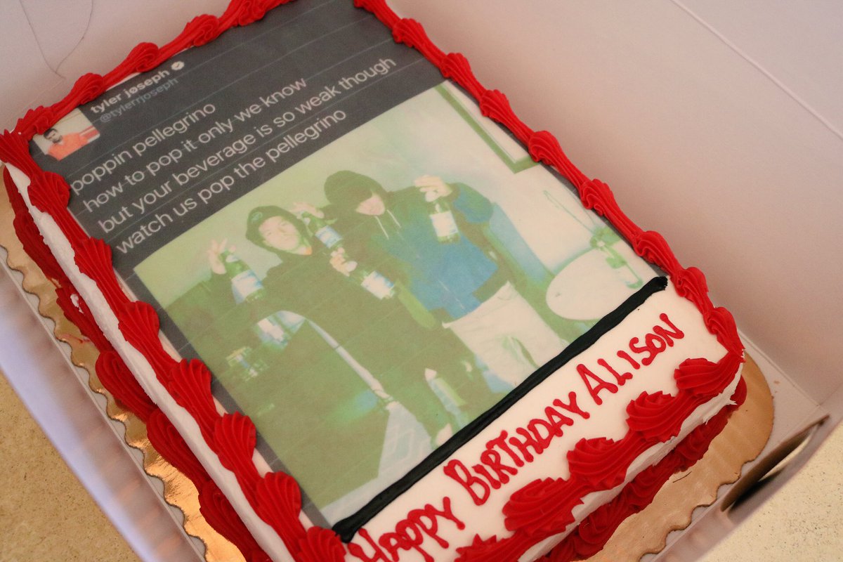 timeslowin's tweet image. I LITERALLY PUT TYLER'S POPPIN PELLEGRINO TWEET ON MY BIRTHDAY CAKE IM SOSJSKALA