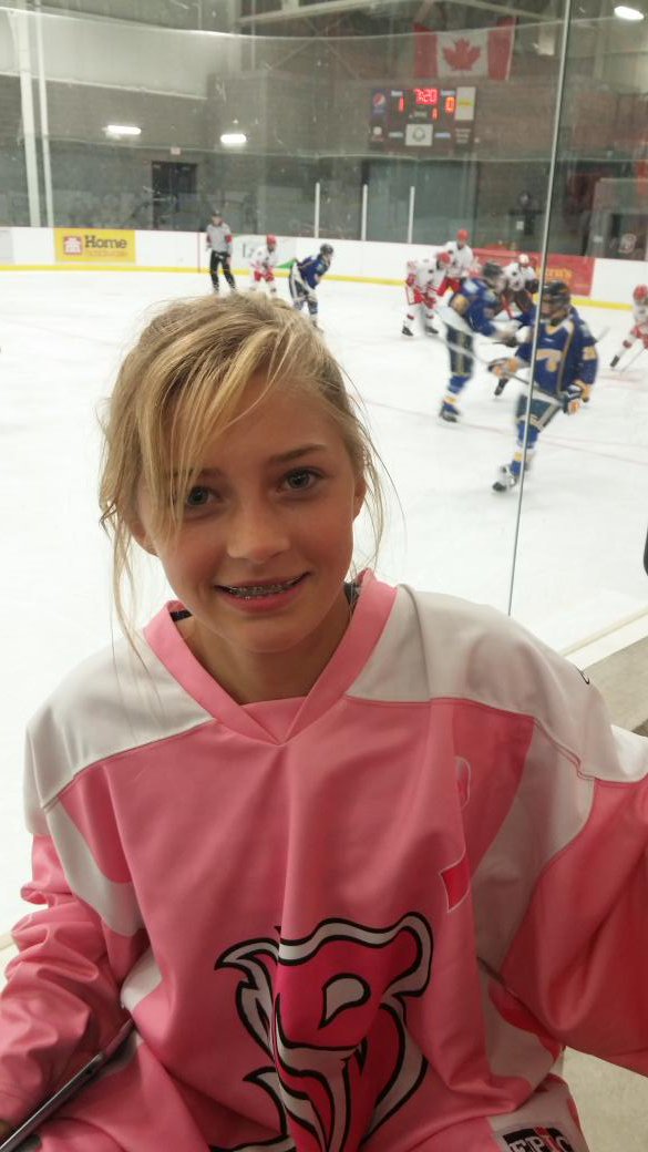 emily_yenssen's tweet photo. @HanoverBarons #ilovefrankiespizza #baronsarehot https://t.co/Vxun88gcWq