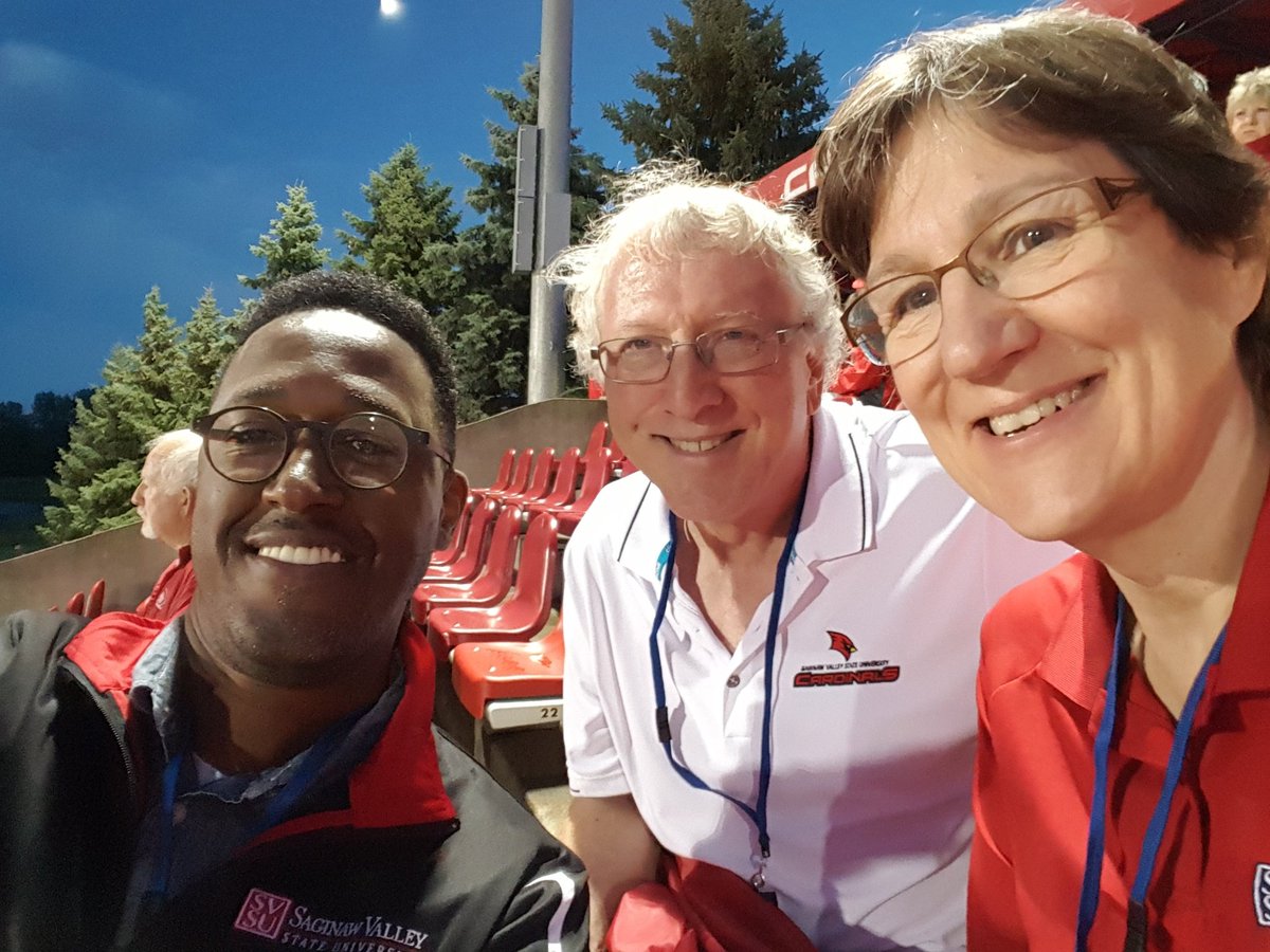 svsustuaffairs's tweet photo. @ProvostHuntley and @altonhuntley at the first home football game #WeCardinal #beatNorthwood https://t.co/Ex9p8PLiWf