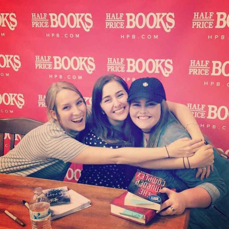 I had the pleasure of meeting two wonderful ladies today.❤️ <a href="/sashaalsberg/">Sasha Alsberg</a> <a href="/authorlindsayc/">Lindsay Cummings</a> #zenith #concealer 😂